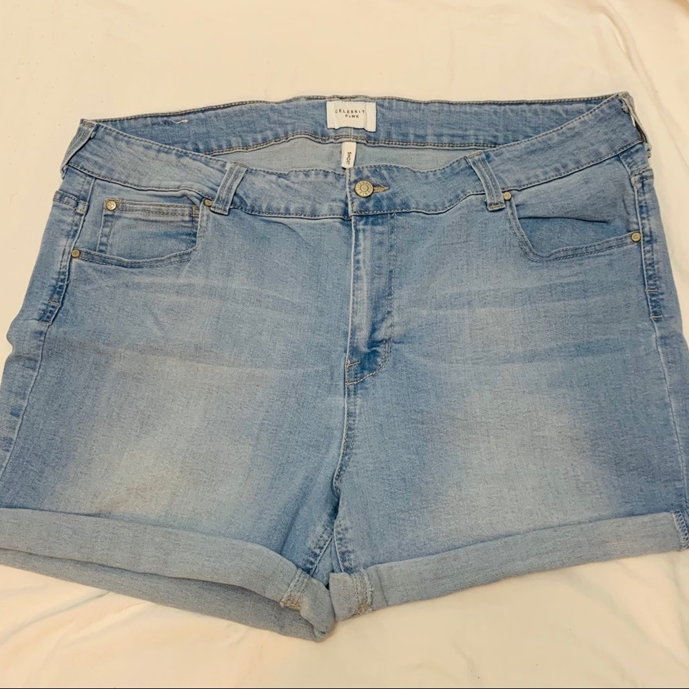 Celebrity Pink Light Wash Rolled Cuff Shorts